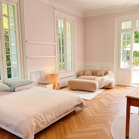 Suite Avec Grande Terrasse Et Parc - Gite Classe 4 Etoiles เอเทรตาต์ ภายนอก รูปภาพ